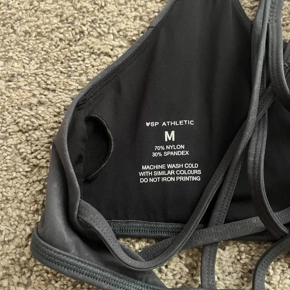 SP Athletics Strappy Gray Minimal‎ Light Compression Sport Bra Size Medium Cross - Picture 3 of 7